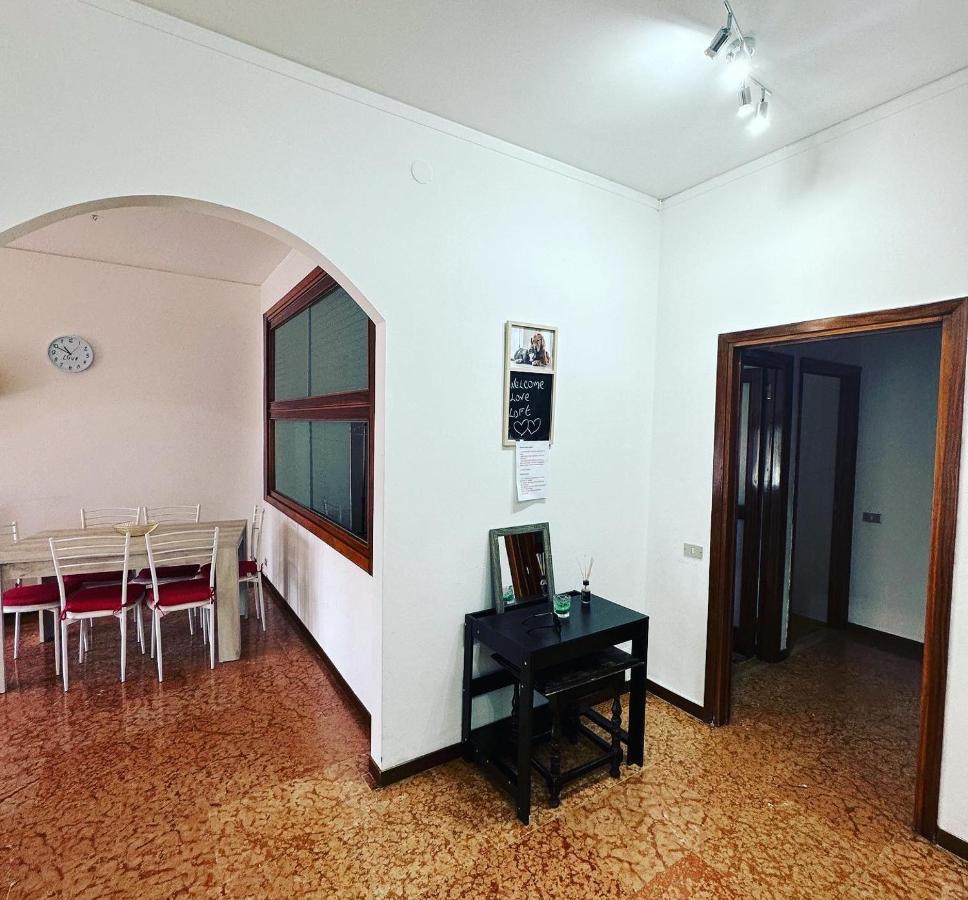 Love Loft Casa Vacanza Lecco Luaran gambar