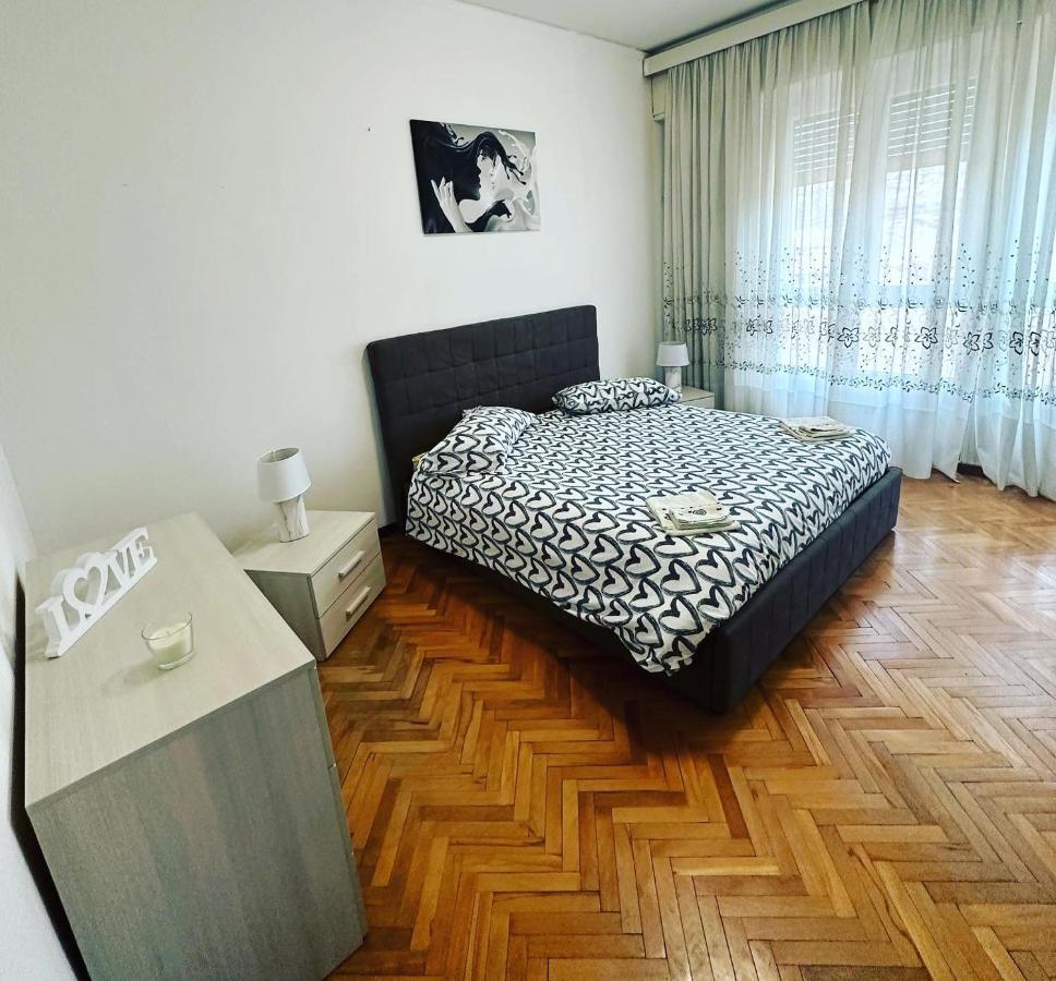 Love Loft Casa Vacanza Lecco Luaran gambar